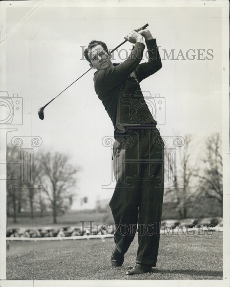 Press Photo Sid Richardson At The Golf Course - Historic Images