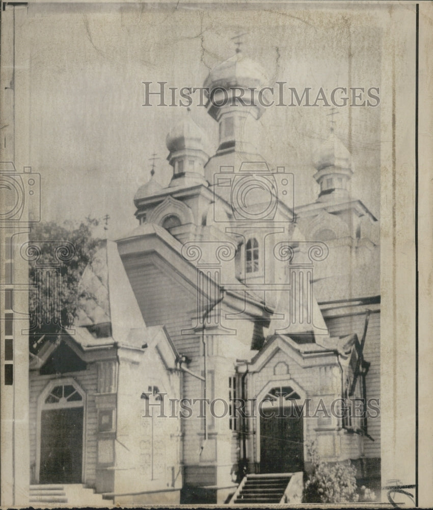 1974 Press Photo Russian Orthodox Congregation Zhitomir Ukraine - Historic Images