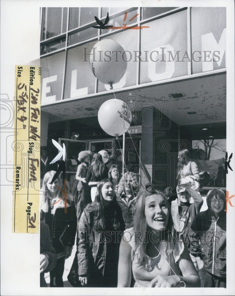 1974 People Celebrating Something With Balloons - Historic Images