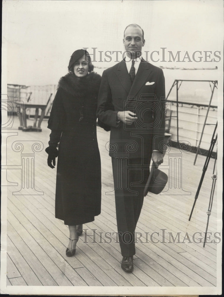 1933 James Roosevelt and wife, after tour of Europe. - Historic Images