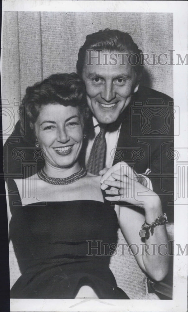 1954 Kirk Douglas Anne Buydens Television Film Actor - Historic Images