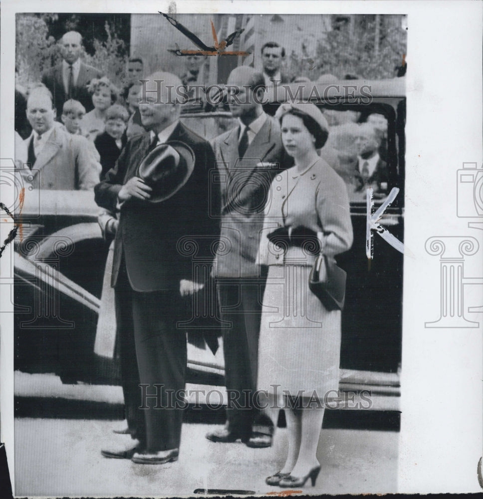 1959 Press Photo Princess Margaret Balmoral Castle Phillip Prince - Historic Images