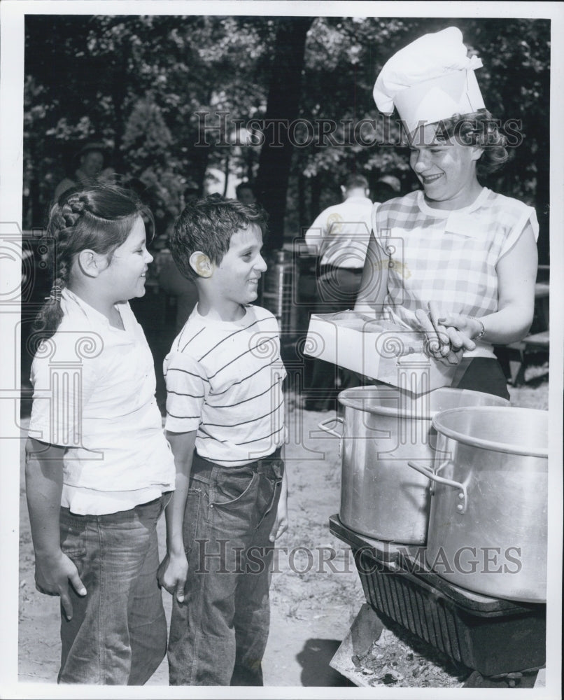 1955 Syliva Mendoza, John Scheder, Ruth Bartels. - Historic Images