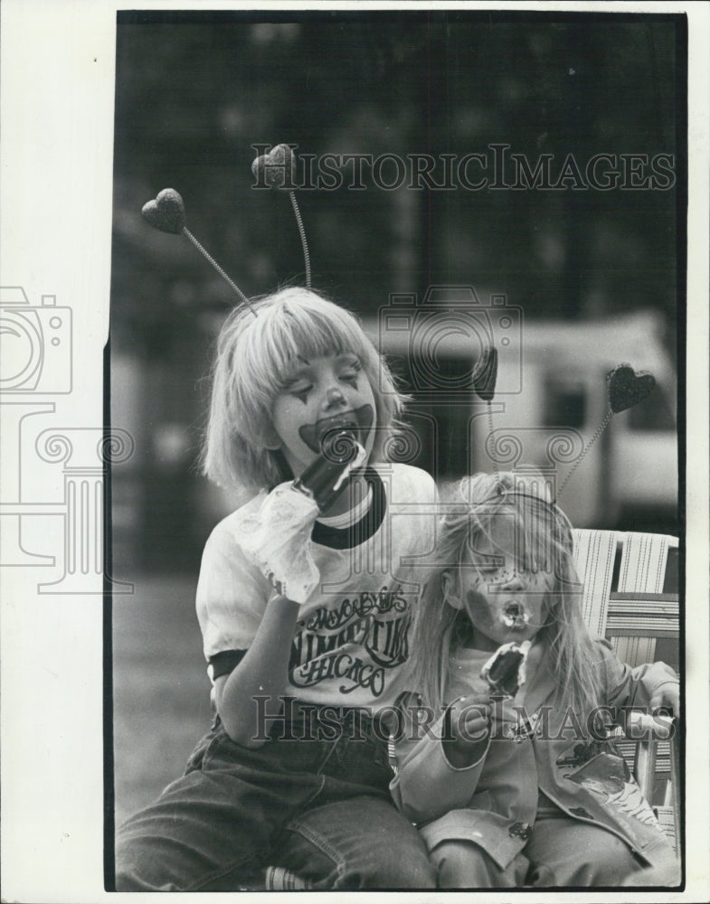 1982 Press Photo of kids enjoying Jackson Park Neighborhood Festival - Historic Images