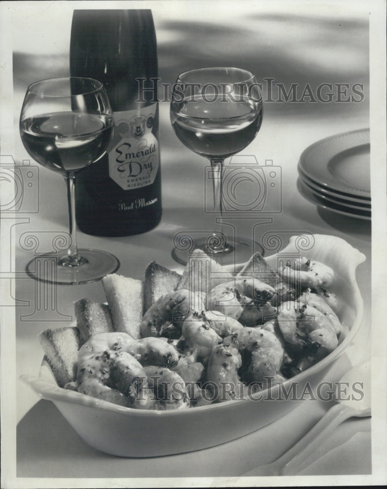 1967 Press Photo Recipe For Shrimp In Cream Served With Pastry Squares Wine - Historic Images