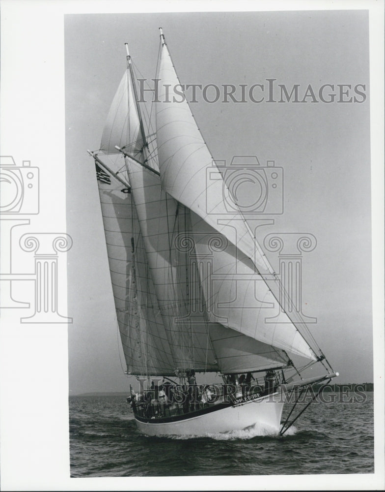 1991 Press Photo Appledore Sail Boat On Sea - Historic Images