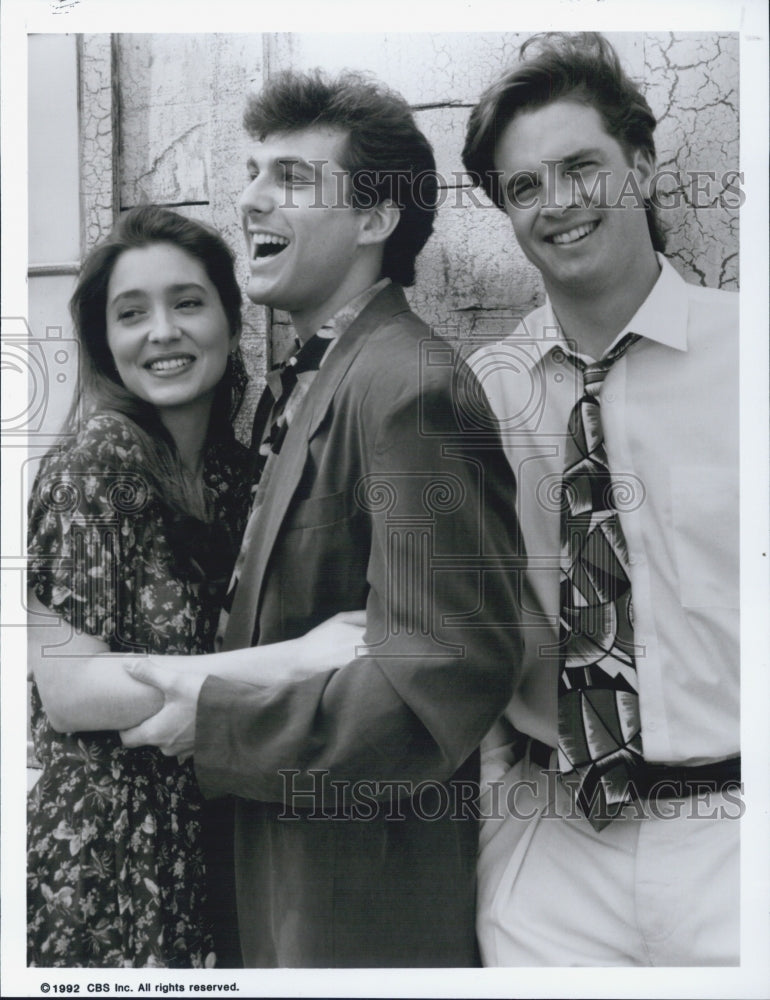 1992 Press Photo Cast photo of &quot;Grapevine&quot; - Historic Images