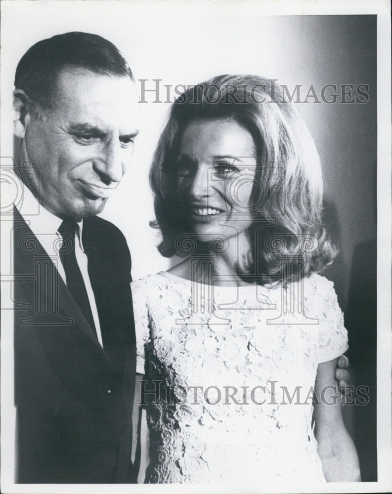 1967 Irv Kupcinet with Princess Lee Bouvier Radxiwell - Historic Images