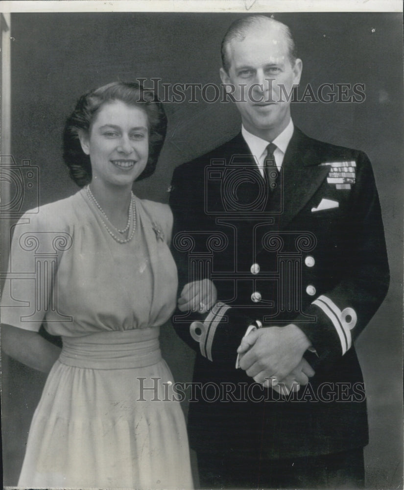 1947 Princess Elizabeth Heir Throne Fiance Lieut. Philip Mountbatten - Historic Images