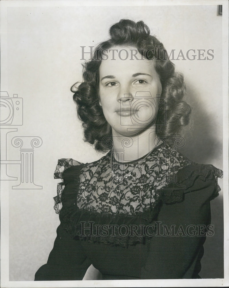 1941 Mrs Harold Newhouser - Historic Images