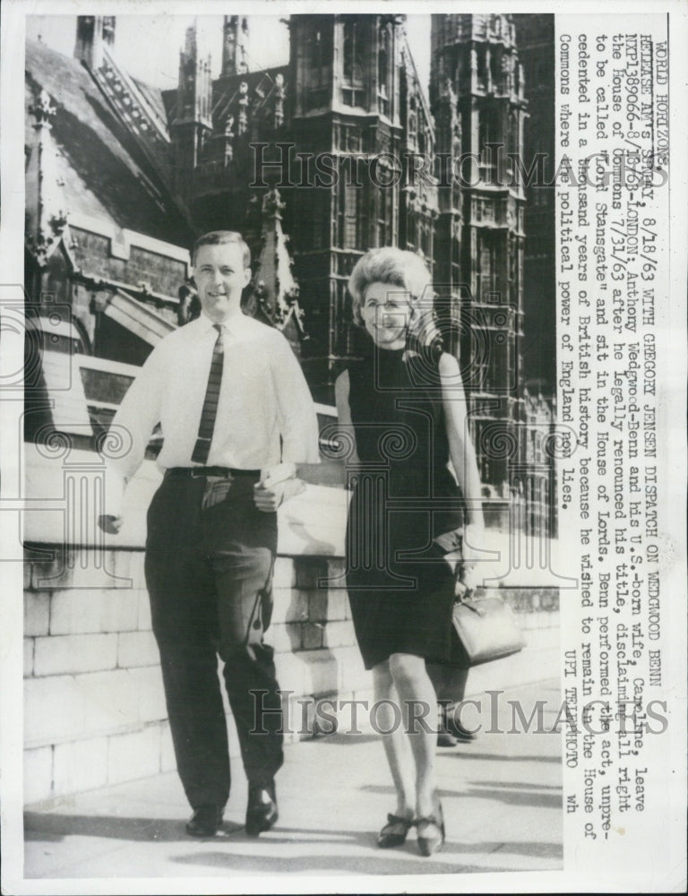 1963 Anthony Wedgwood-Benn U.S. born wife Caroline renounce - Historic Images