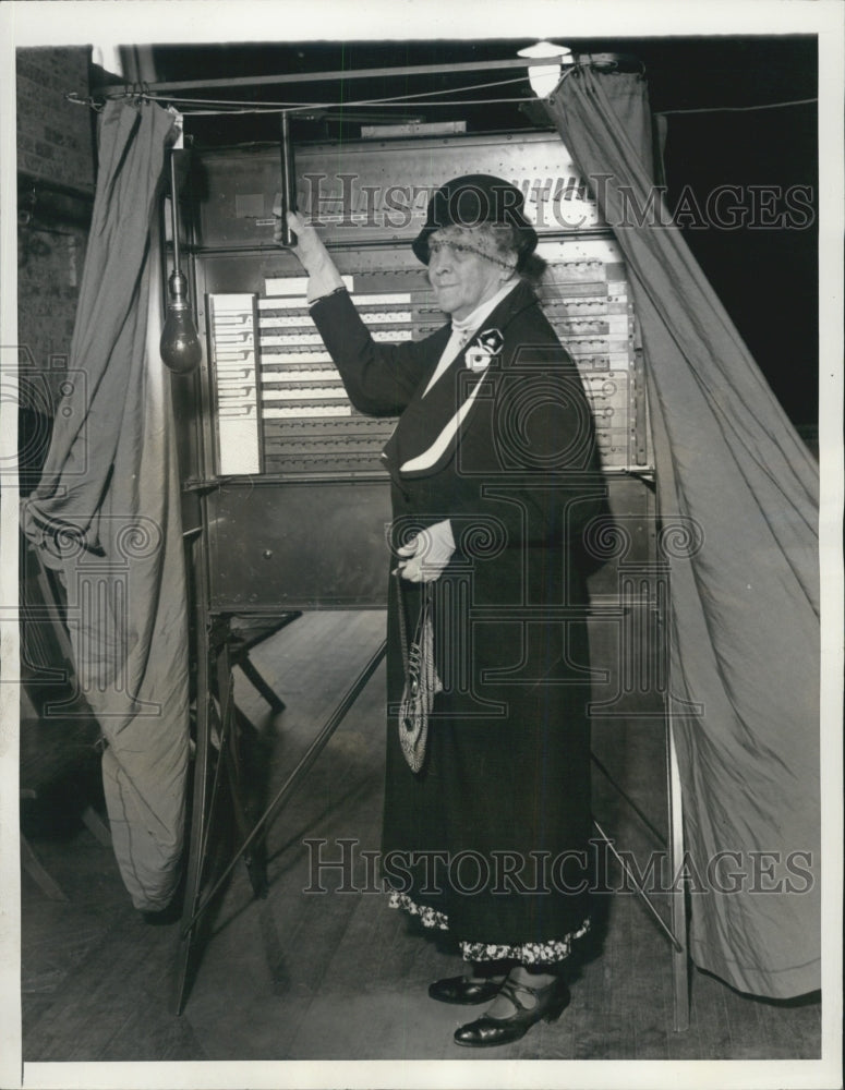1932 Mrs. Sara Delans Roosevelt Mother Governor Franklin D. - Historic Images