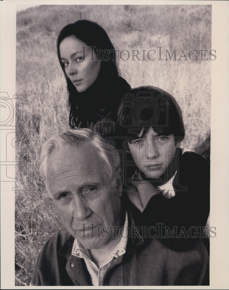 1995 Press Photo Max Pomeranc Jason Robards And Meg Tilly In &quot;Journey&quot; - Historic Images