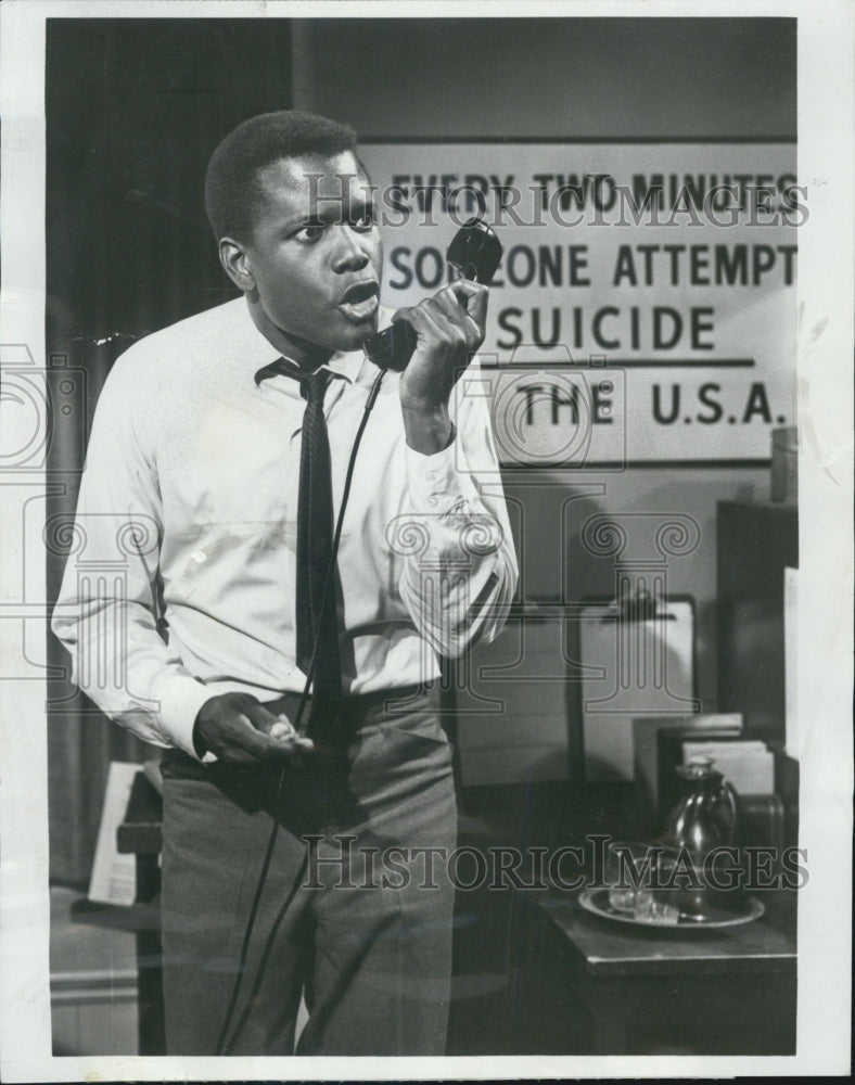 1969  Sidney Poitier in &quot;The Slender Thread&quot; - Historic Images