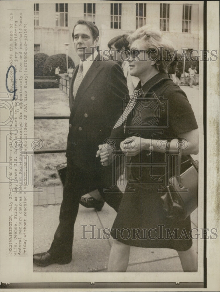 1974 Press Photo California Lt. Gov Ed. Reinecke and wife Jeanne leave Court - Historic Images