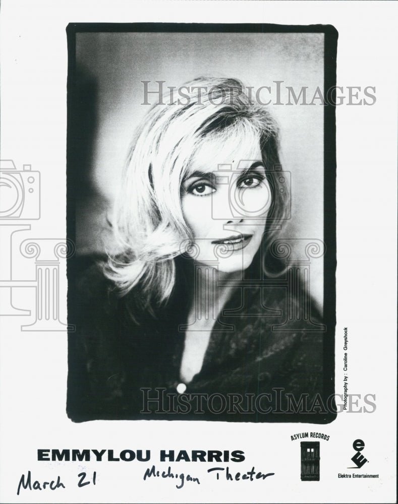 1996 Press Photo Emmylou Harris Played At Michigan Theater COPY - Historic Images