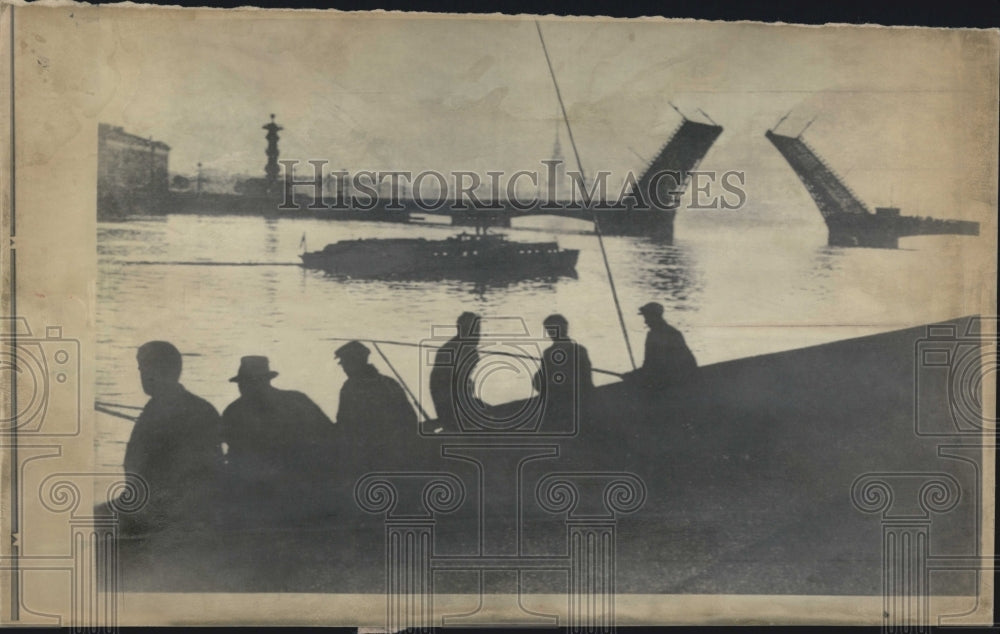 1971 &quot;White Night&quot; Anglers on Leningrad&#39;s Neva River - Historic Images