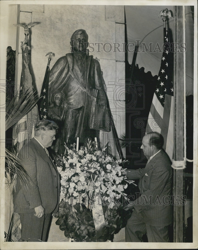 1939 of Joseph Brady & Joe Scolaro at James Brady monument - Historic Images