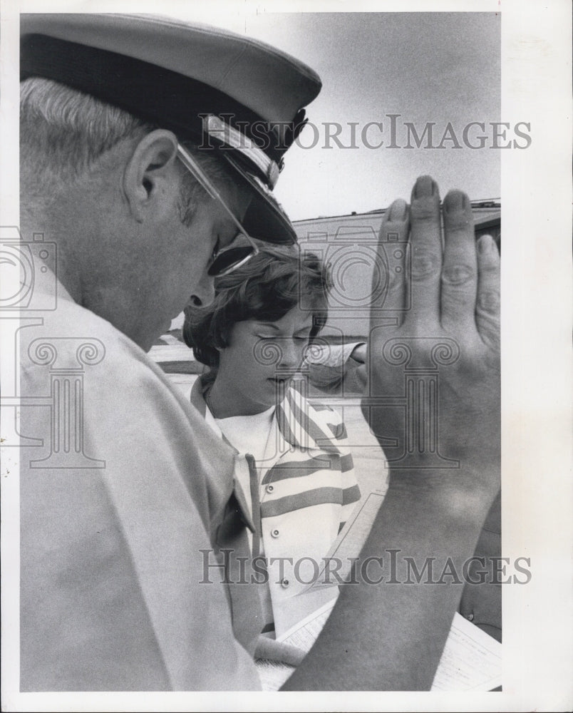 1973 Plant City's Pamela Kenney Sworn in to Coast Guard - Historic Images