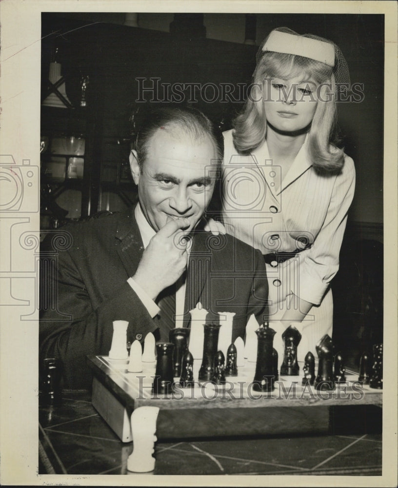 1962 Shirley Knight Martin Balsam A Book of Faces Target: Corruptors - Historic Images