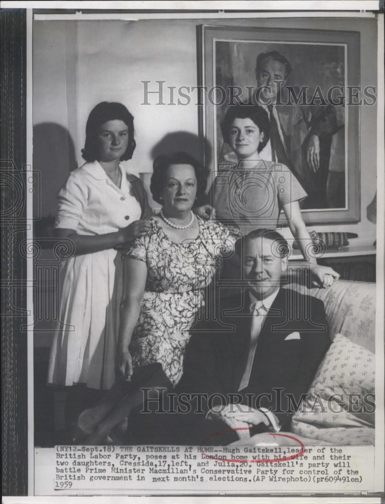 1959 Hugh Gaitskell leader British Labor Party wife daughters - Historic Images