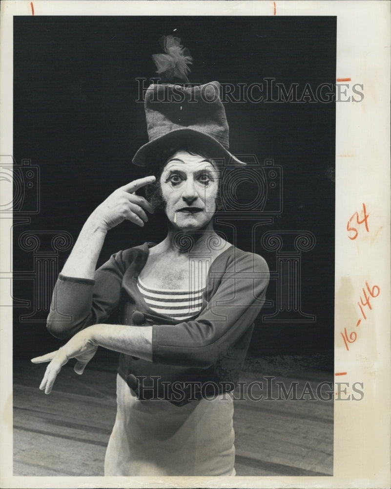 1976 Marcel Marceau Pantomimist - Historic Images