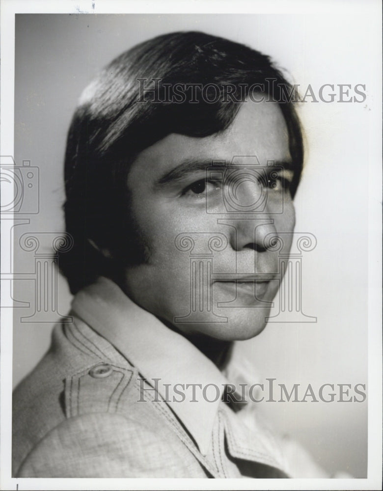 Press Photo Lloyd Dobyns/Reporter/Anchorman - Historic Images