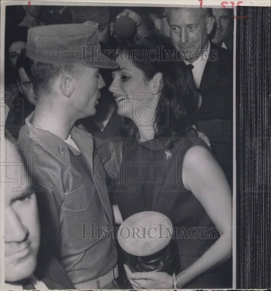 1968 Capt Charles S Robb Lynda Johnson Deployment Vietnam - Historic Images