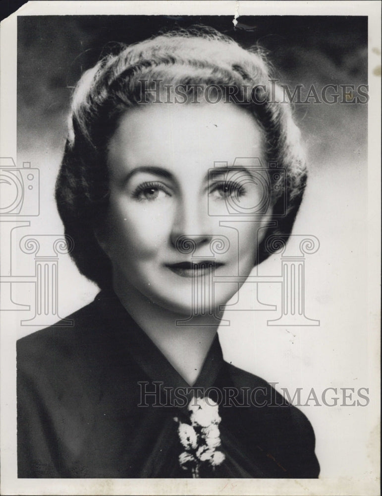 Press Photo Inez Robb INS Columnist - Historic Images