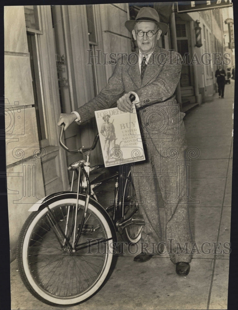 1942 Postmaster J D Pearce Victory Bike Parade - Historic Images