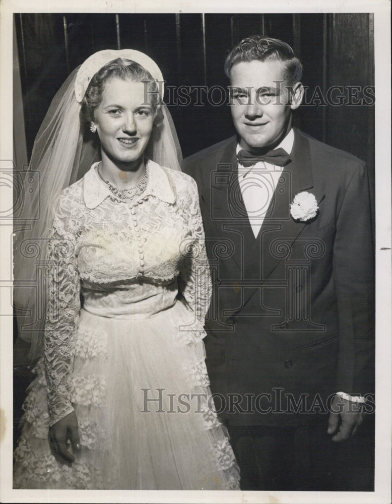 Press Photo Mr. &amp; Mrs. John Eugene Furbay Jr., wedding, St. Petersburg. - Historic Images