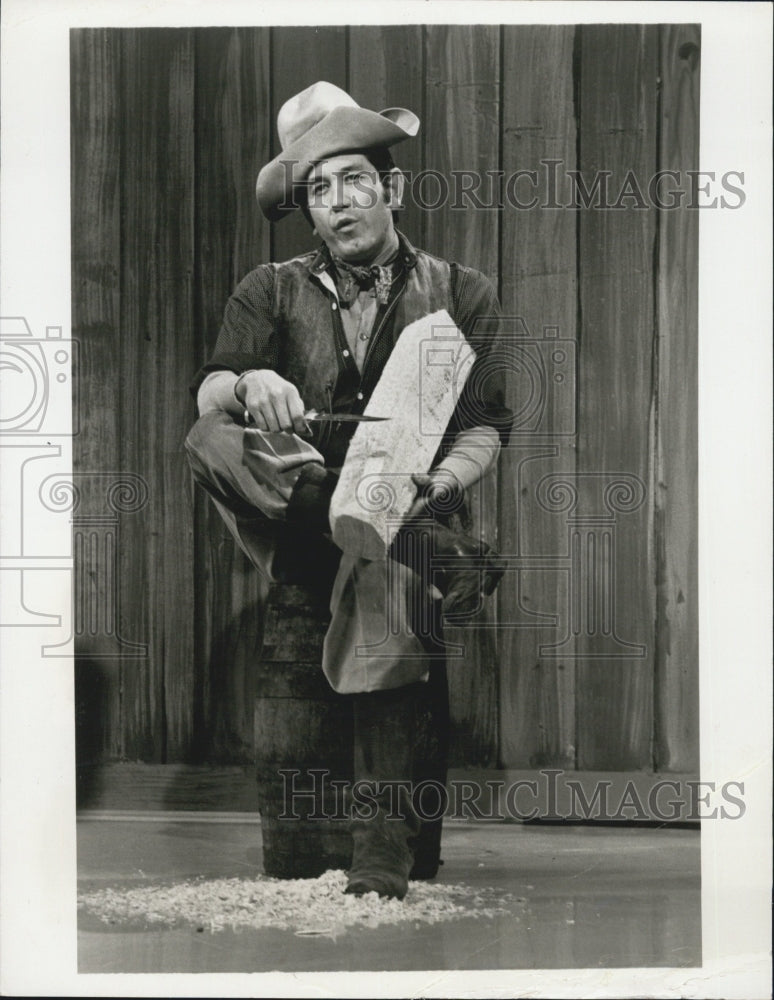 Press Photo The Carol Burnett Show Trini Lopez CBS TV - Historic Images