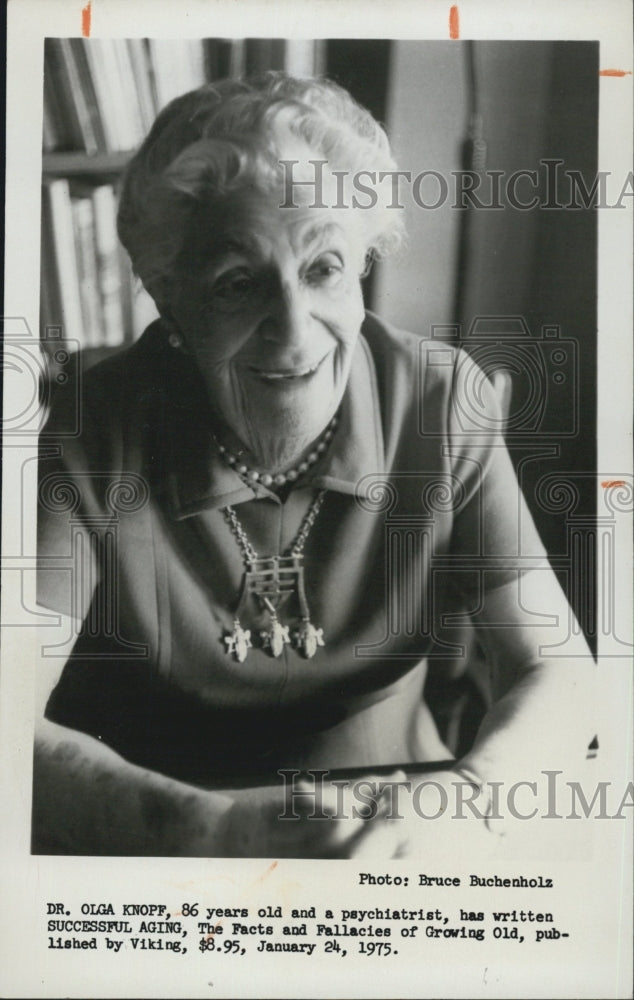 1975 Dr. Olga Knoppm pschiatrist, writes book Successful Aging - Historic Images