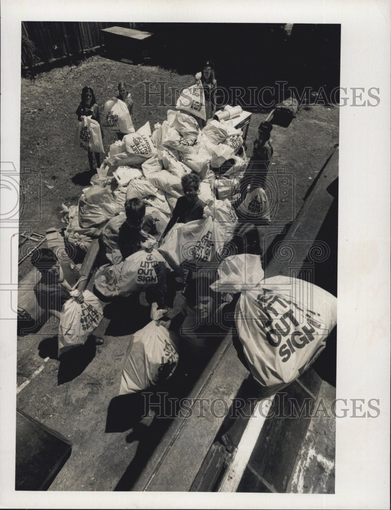 1973 Girl Scouts Boy Scouts Keep America Clean - Historic Images