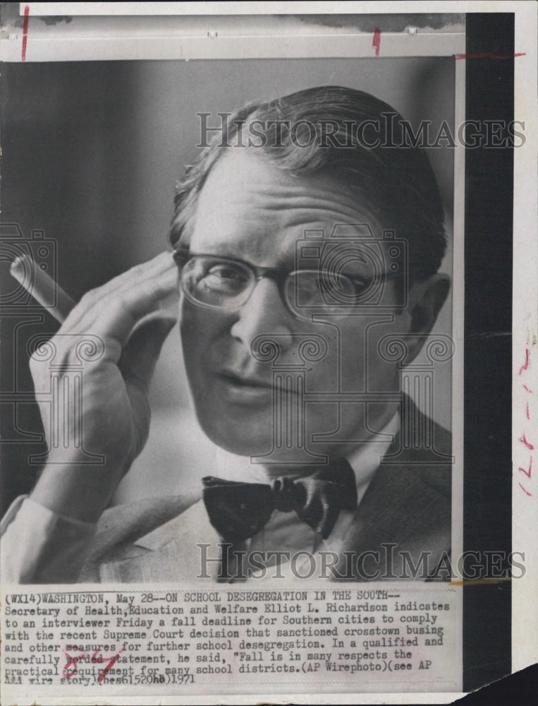 1971 Secretary of Health, Education and Welfare Elliot L. Richardson - Historic Images