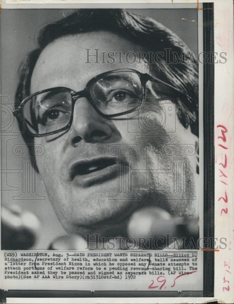 1972 Press Photo Secretary of Welfare, Education and Health Elliot L. Richardson - Historic Images