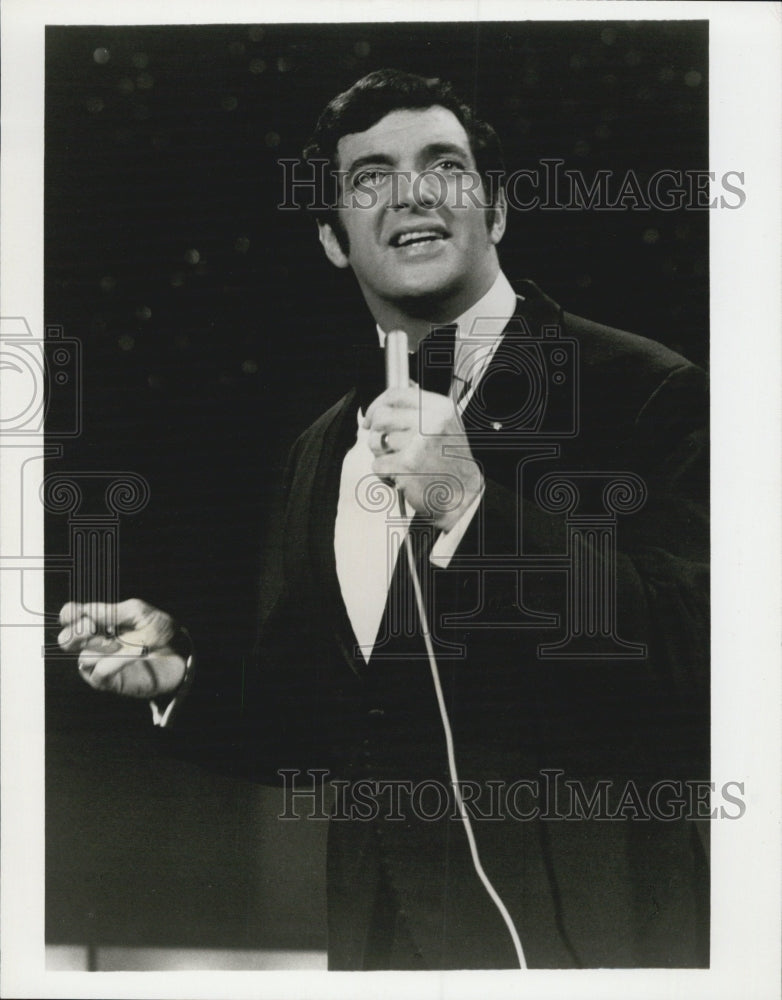 1968 Actor Frankie Vaughan delivering tuneful selections on Showtime - Historic Images