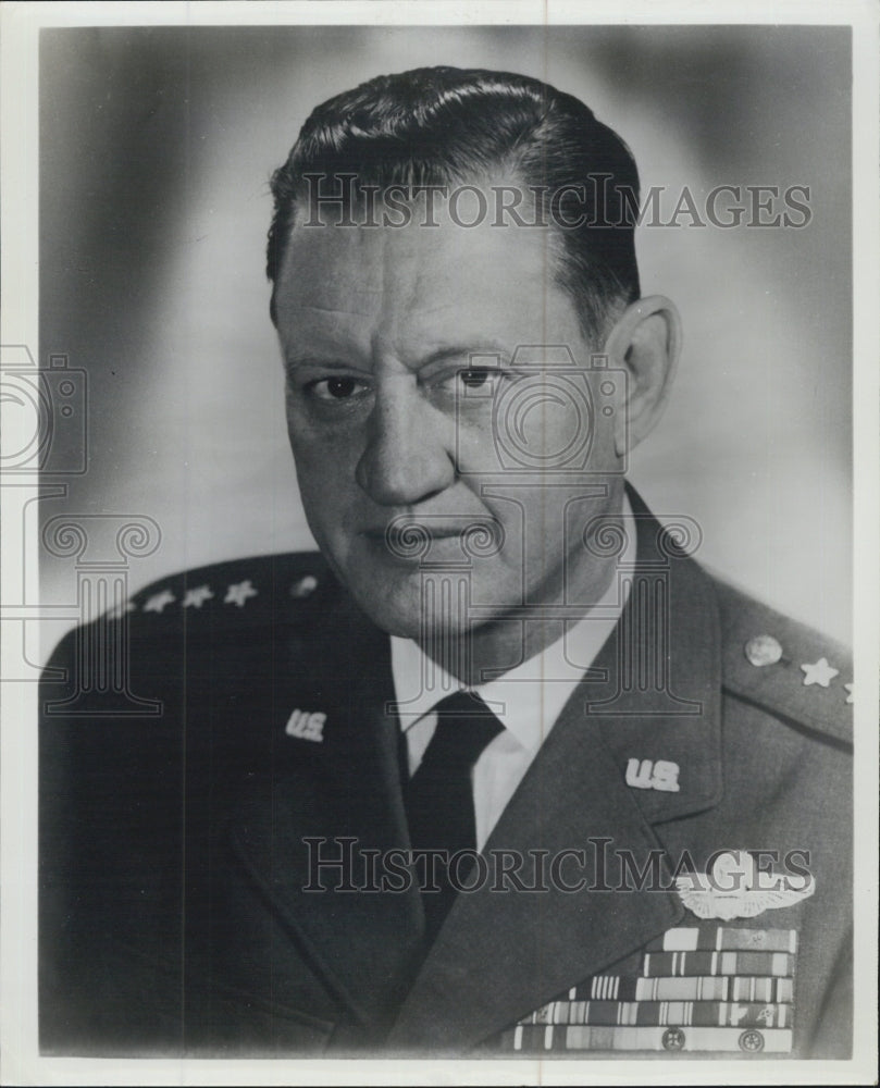 1965 Press Photo General Gabriel P. Disosway Commander Of Tactical Air Command - Historic Images