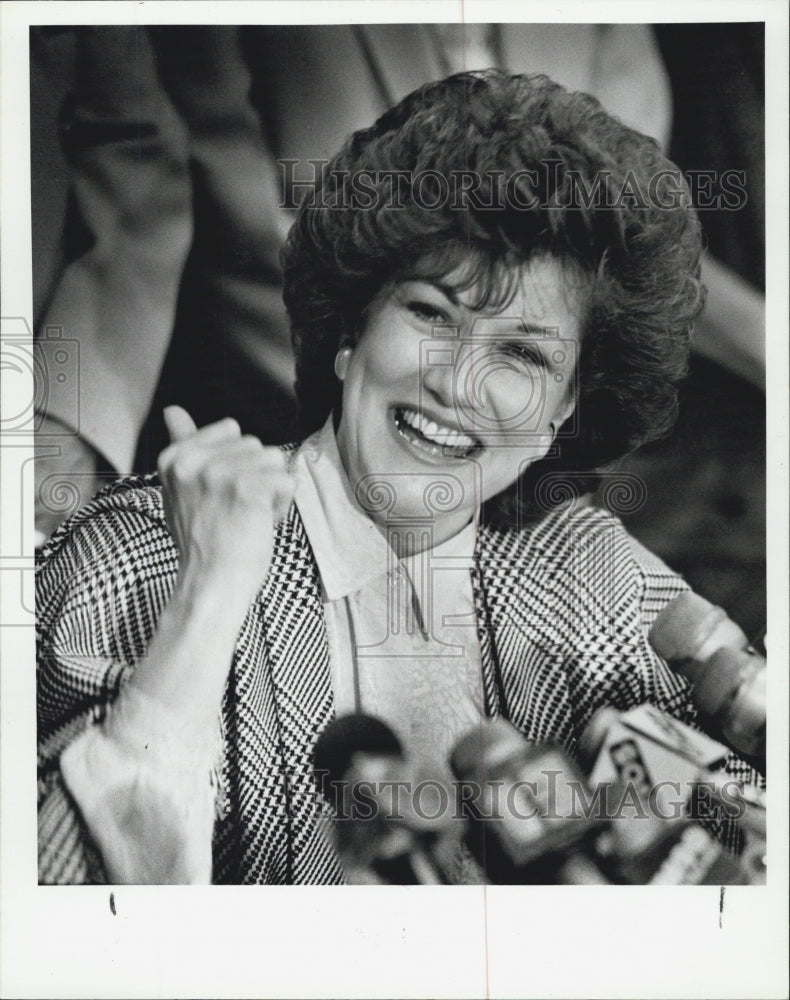 1987 Press Photo Elizabeth Dole Politician Senator Ladies Prayer Luncheon - Historic Images