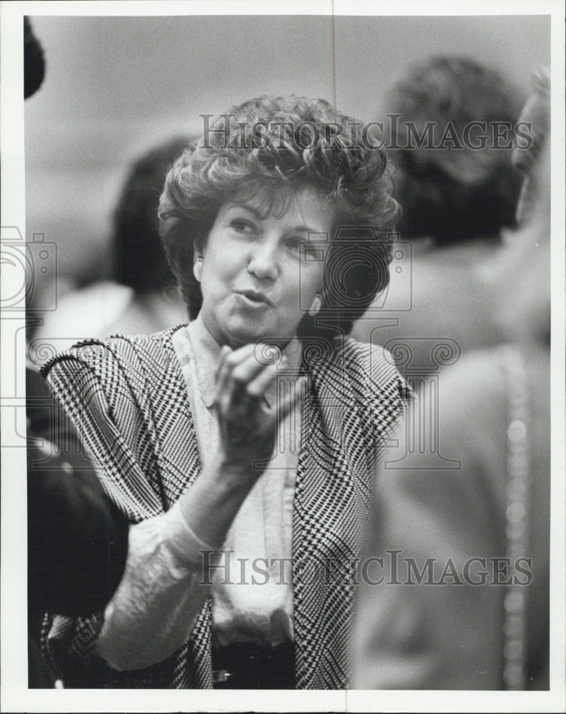 1987 Press Photo Elizabeth Dole Aide President Reagan Administration Politician - Historic Images