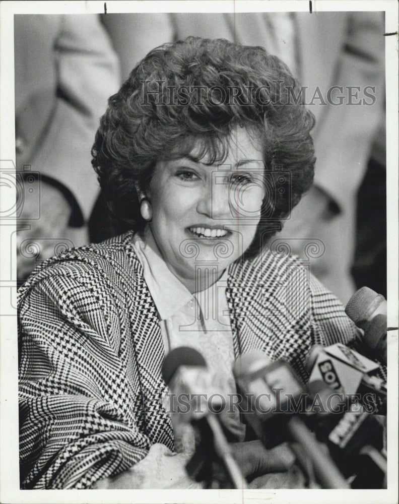 1988 Press Photo Elizabeth Dole, Secretary of Labor - Historic Images