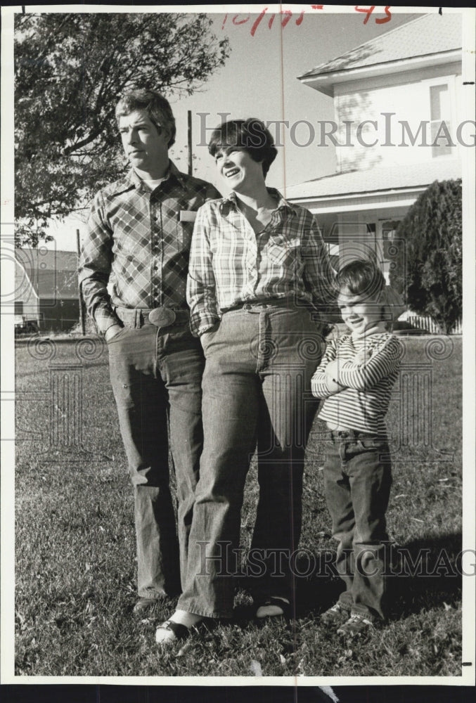 1980 Press Photo Gary, Ellen & Aaron Dolan. - Historic Images
