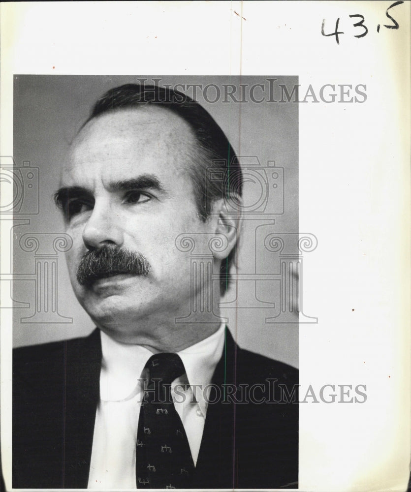 1981 Press Photo Watergate Scandal G Gordon Liddy - Historic Images