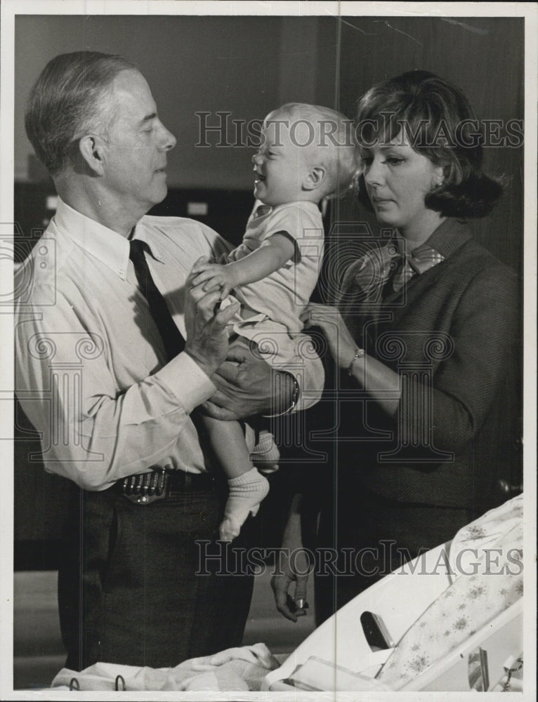 1968 Press Photo Harry Morgan Merry Anders Actors Dragnet 1969 - Historic Images