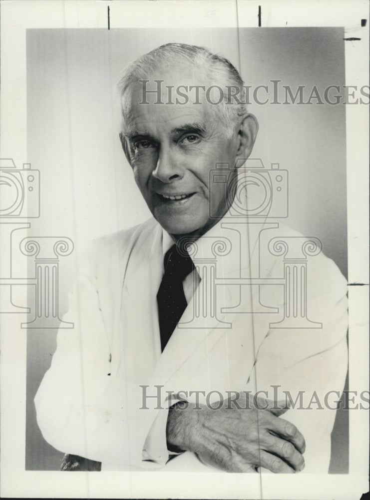 1983 Press Photo Colonel Potter Harry Morgan "AfterMASH" - Historic Images