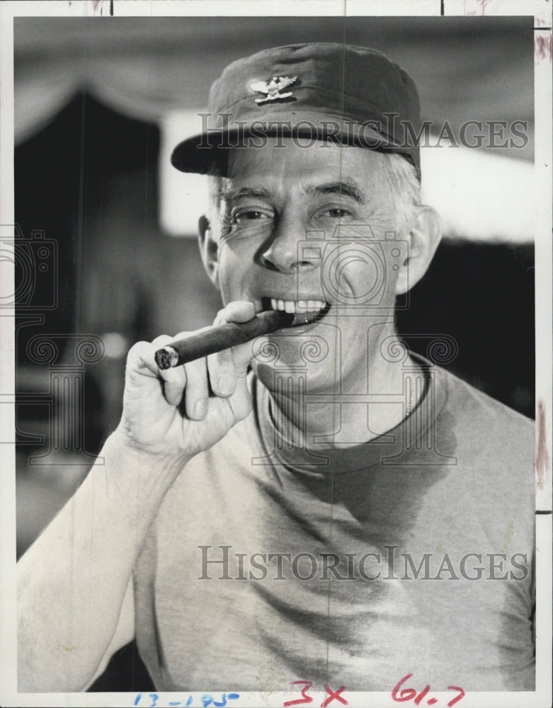 1982 Press Photo Harry Morgan Actor M*A*S*H - Historic Images