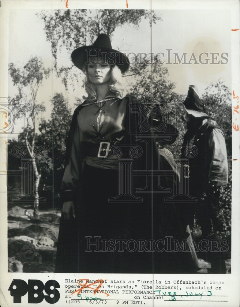 1973 Les Brigands Film Actress Elaine Manchet Scene - Historic Images