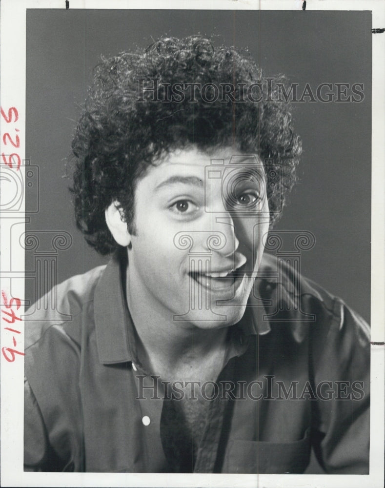 1988 Press Photo Comedian Howie Mandell St. Elsewhere - Historic Images