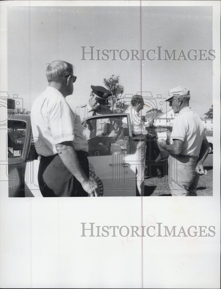 1971 Press Photo Lloyd Yost - Historic Images