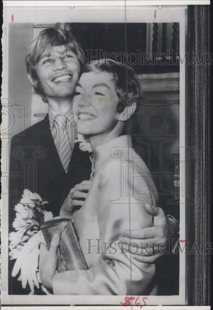 1968 Actor Michael York Weds Patricia McCallum - Historic Images